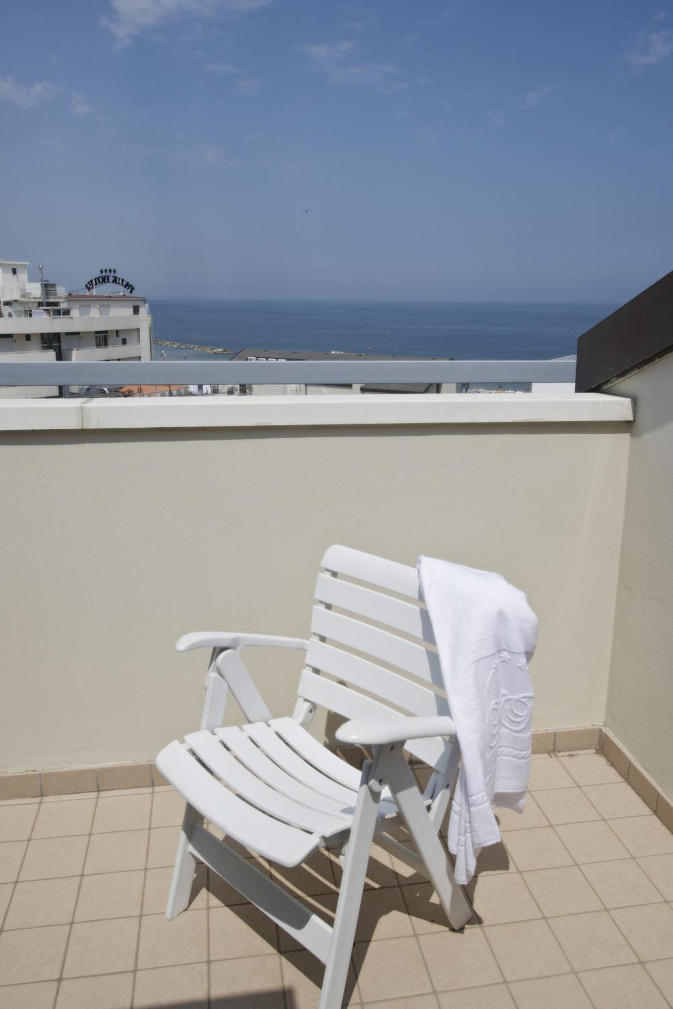 Hotel Torretta Cattolica Buitenkant foto