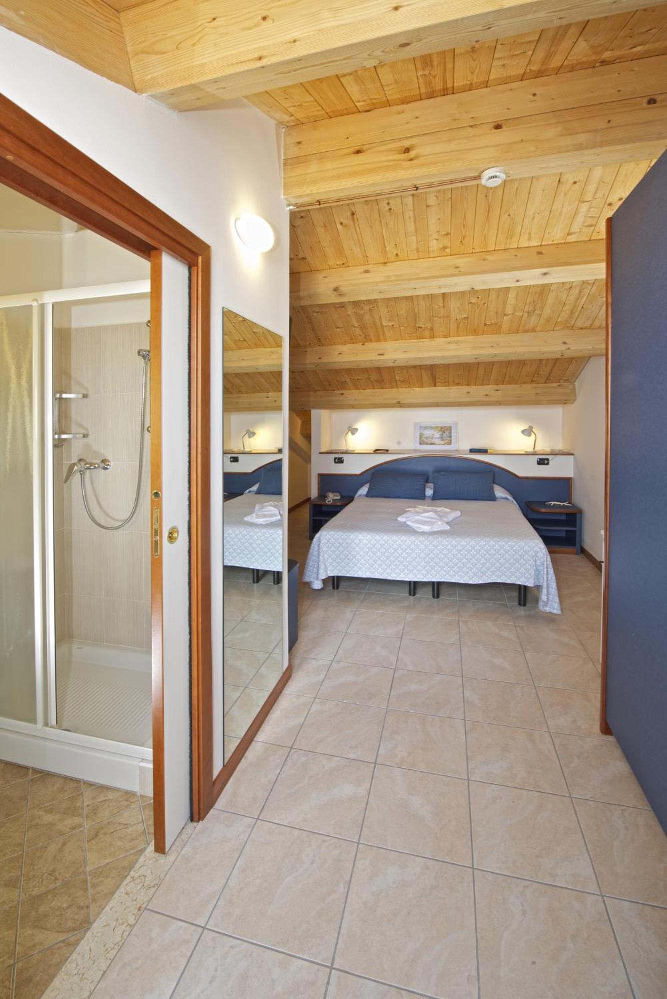 Hotel Torretta Cattolica Buitenkant foto