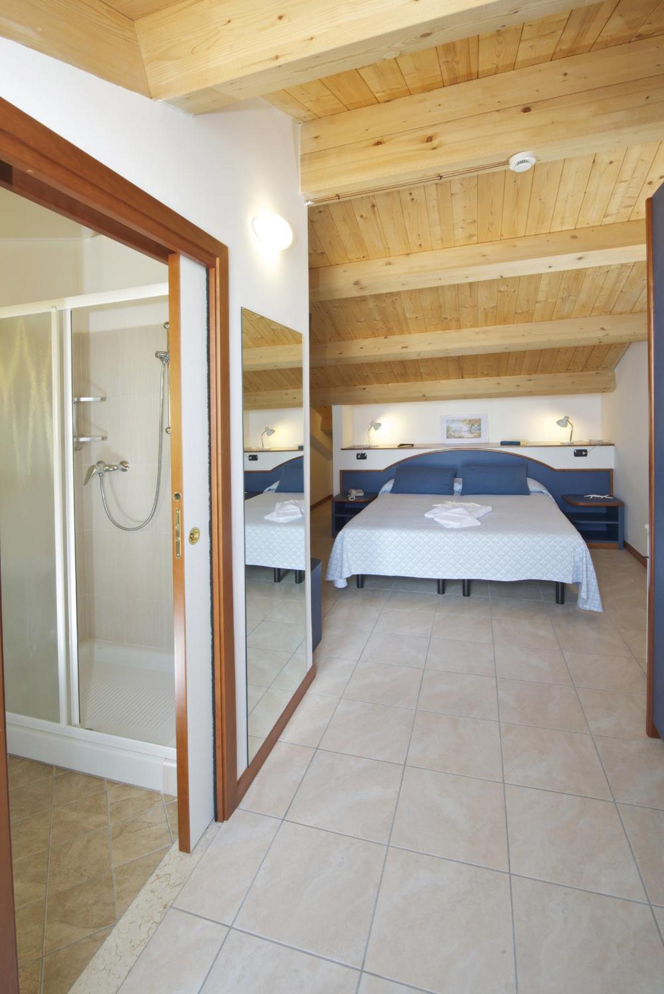 Hotel Torretta Cattolica Buitenkant foto