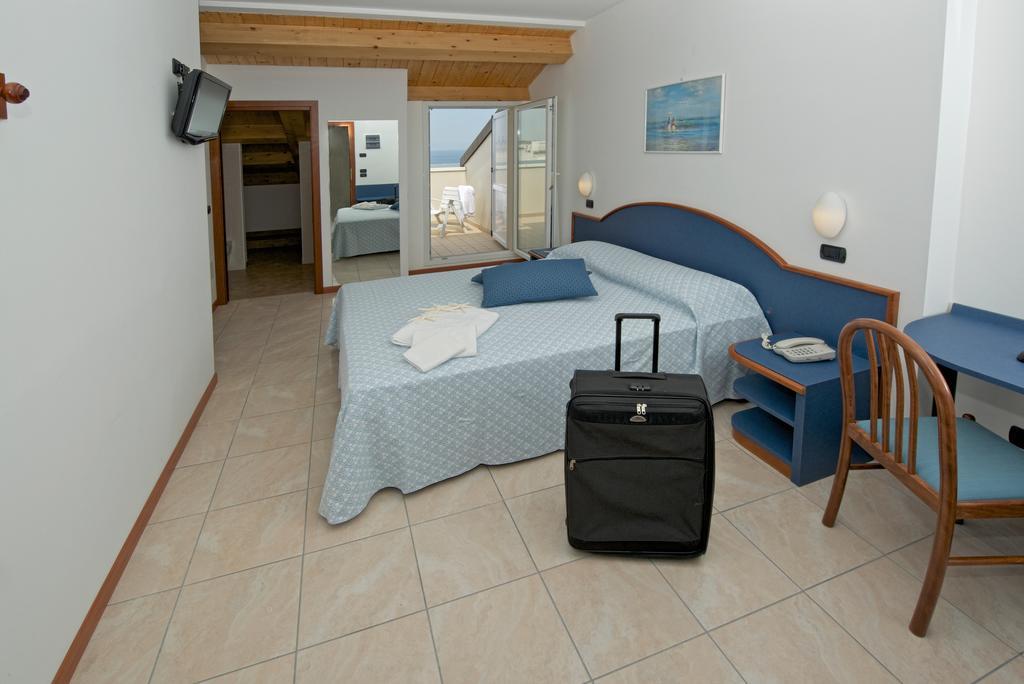 Hotel Torretta Cattolica Buitenkant foto