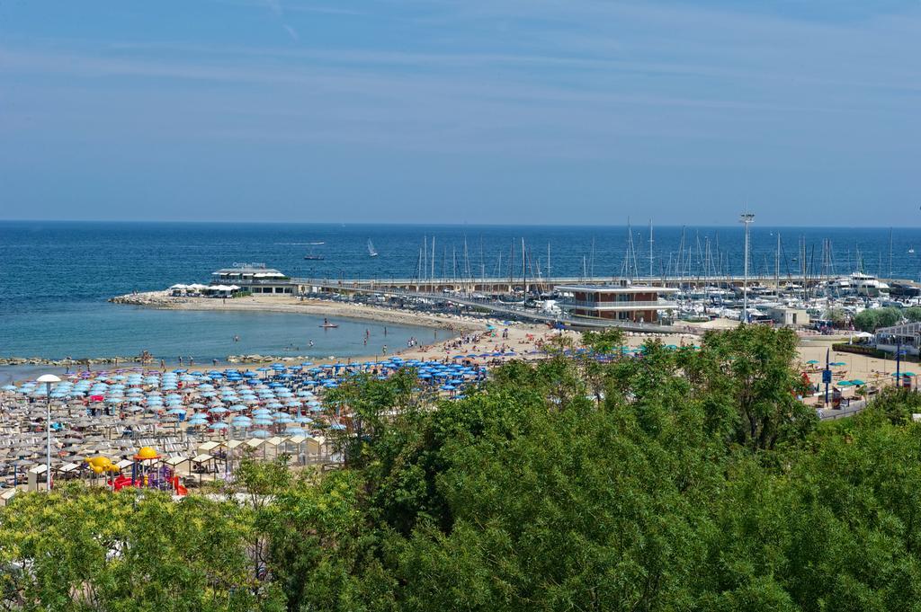 Hotel Torretta Cattolica Buitenkant foto