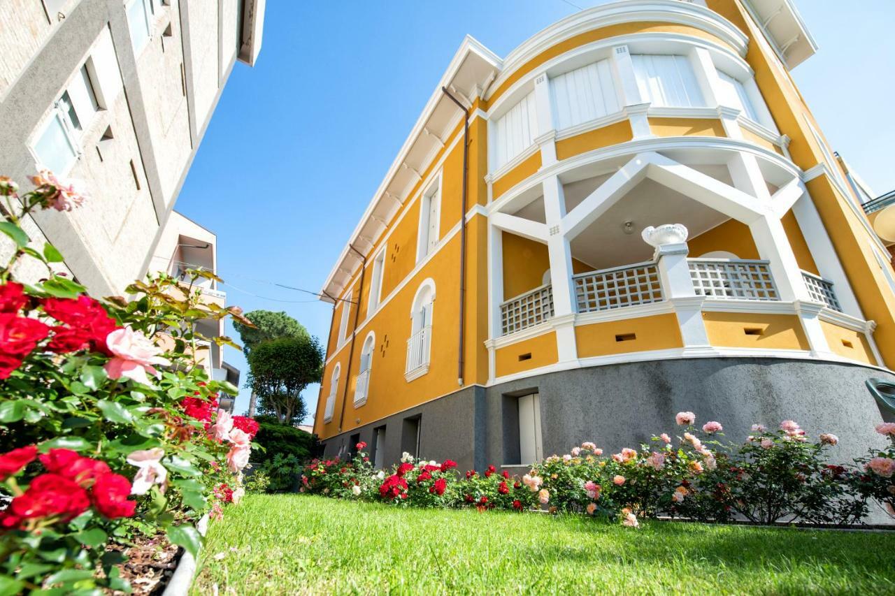 Hotel Torretta Cattolica Buitenkant foto