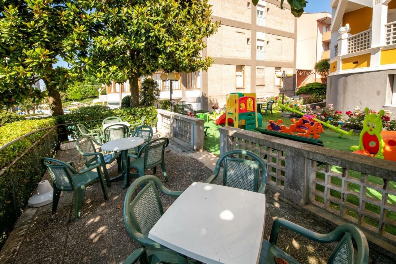 Hotel Torretta Cattolica Buitenkant foto